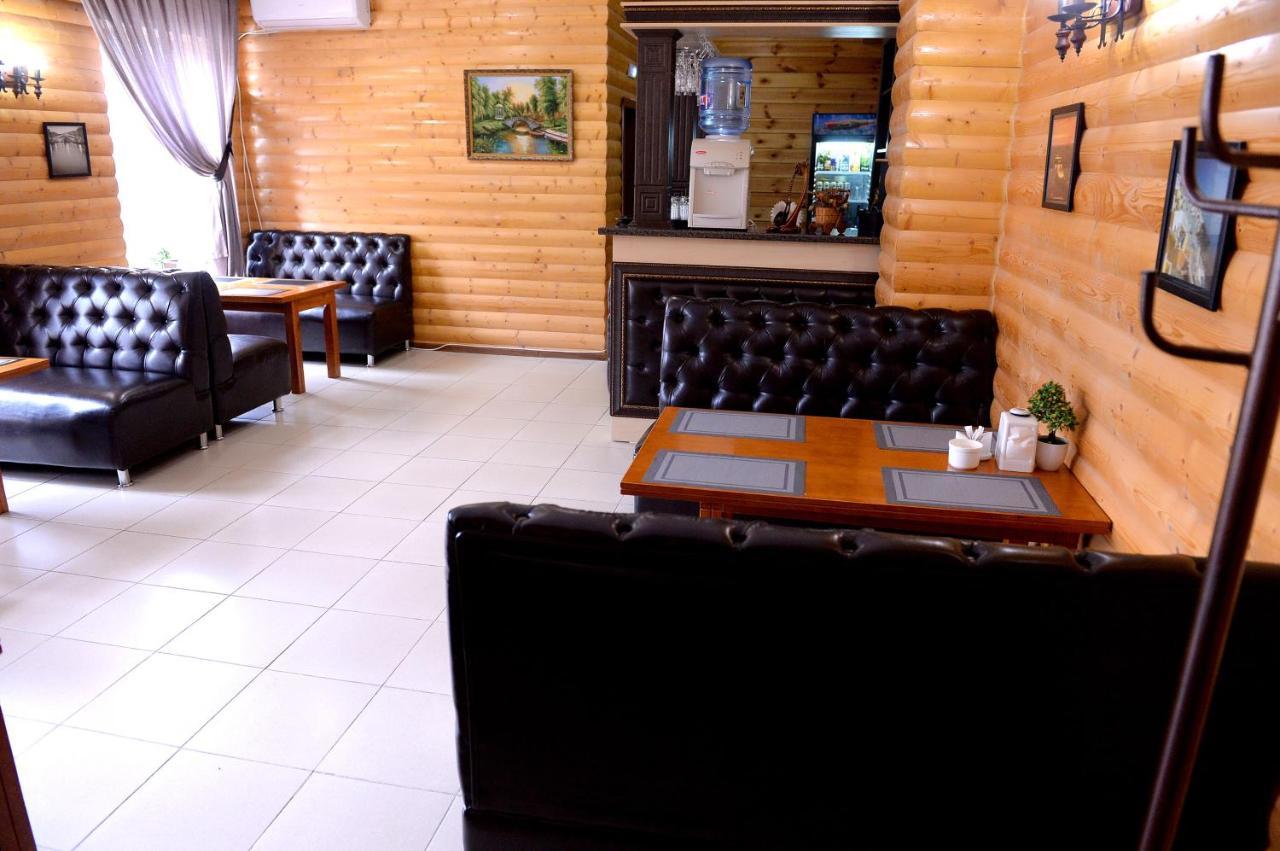 Pride Hotel Taraz Esterno foto