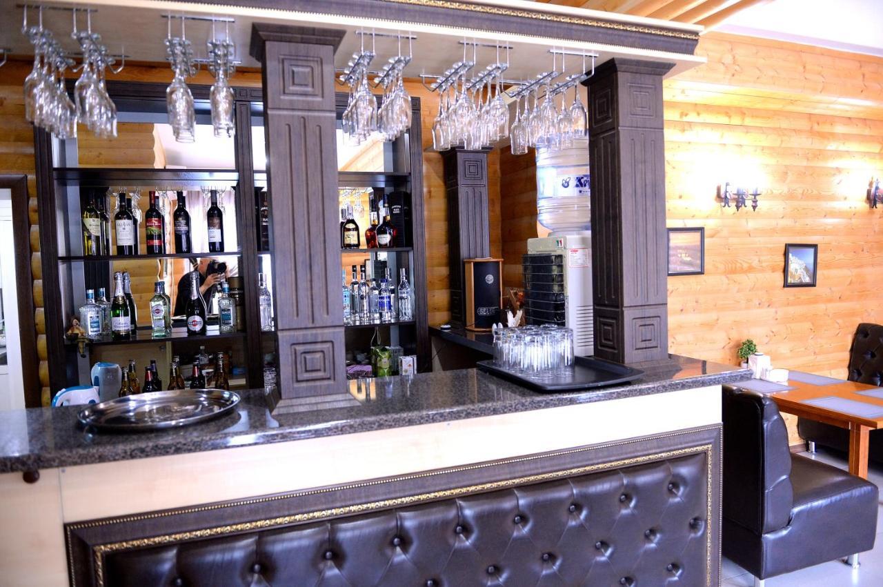 Pride Hotel Taraz Esterno foto