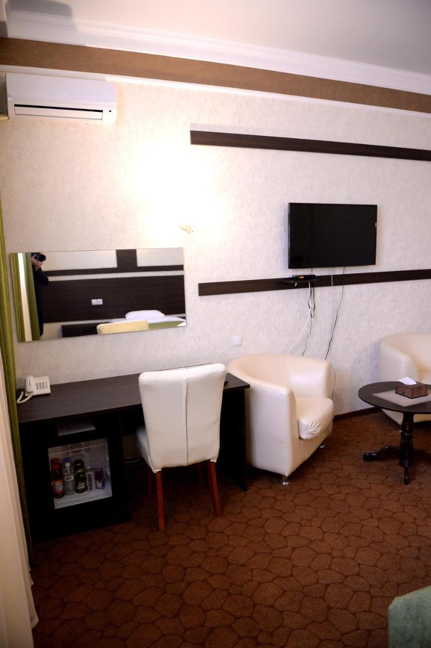 Pride Hotel Taraz Camera foto