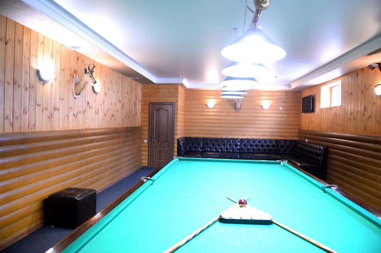 Pride Hotel Taraz Esterno foto