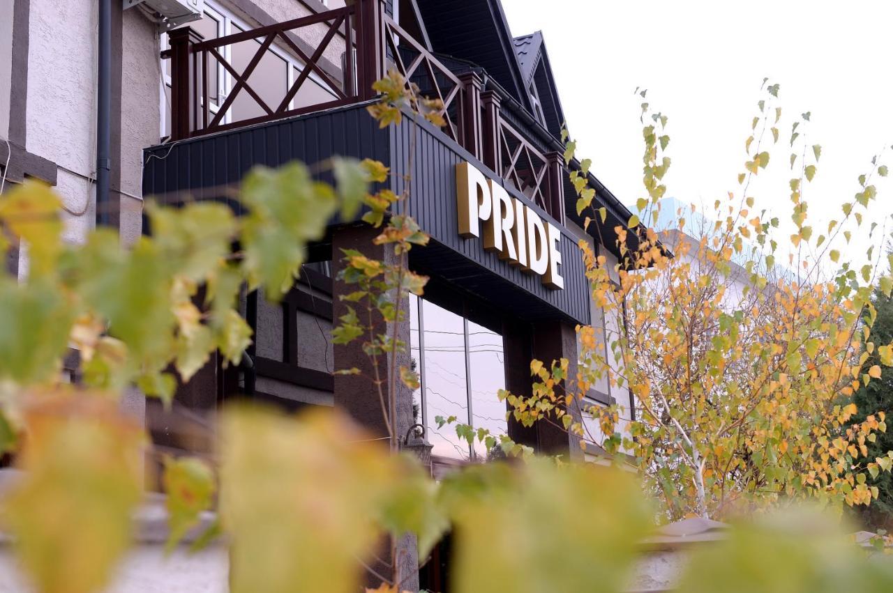 Pride Hotel Taraz Esterno foto